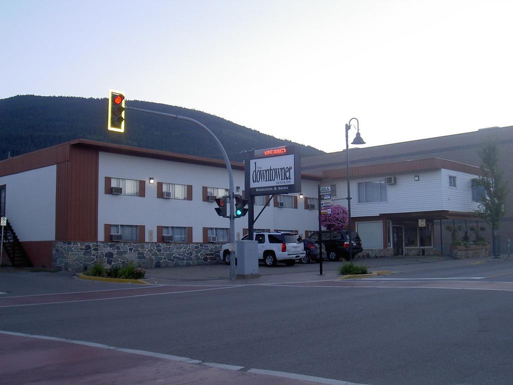 كريستون Downtowner Motor Inn المظهر الخارجي الصورة